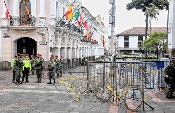 Acusan a Maduro y Correa de buscar golpe en Ecuador - Internacionales - ABC Color