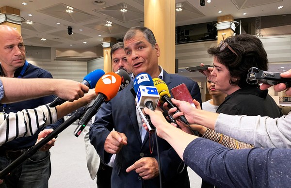 Correa pide a Moreno elecciones, en las que se presentaría como candidato | .::Agencia IP::.