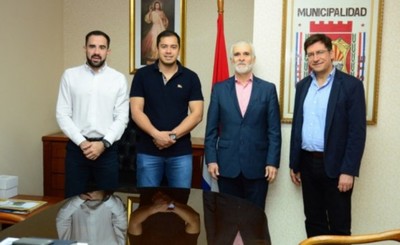 Embajador de México ofrece cooperación al intendente de CDE