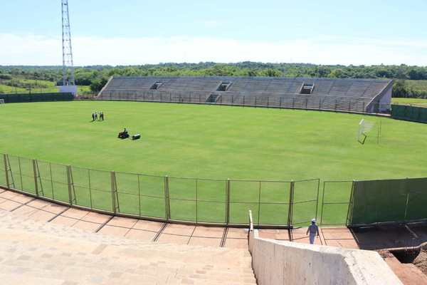 ESTADIO DE FÚTBOL CONSTRUIDO POR YACYRETÁ PODRÁ SER SEDE DE COMPETENCIAS A PARTIR DEL 2020