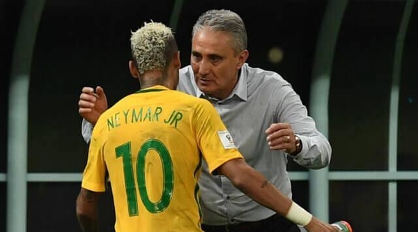 HOY / Tite dice que le incomodan los "juicios sin información" contra Neymar