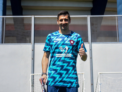 Mingo cuelga los botines y regresa a Cerro