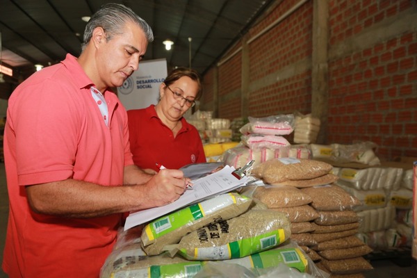 Ministerio entregó más de 270.000 kilos de alimentos a comedores del país | .::Agencia IP::.
