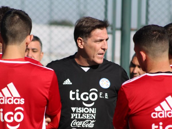 Berizzo apunta al fútbol con intensidad para medir a Serbia