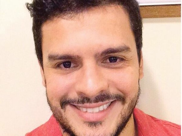 Pasajeras apuran a los Uber que son churros