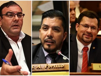 Diputados salvan de la destitución a Portillo, Rivas y Quintana