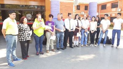 Estamentos educativos emprenden lucha contra la precarización de la educación pública - Nacionales - ABC Color