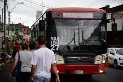 Levantan paro anunciado por transportistas
