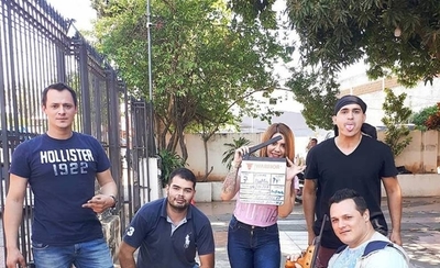 HOY / Filmación casi acaba en tragedia: policía confunde a actor con un asaltante