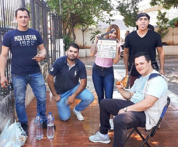 ACTOR TERMINÓ BALEADO POR UN POLICÍA DURANTE EL RODAJE DE UN ASALTO