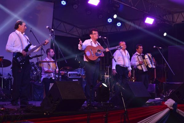 Artistas ofrecerán serenata a Pilar - Nacionales - ABC Color