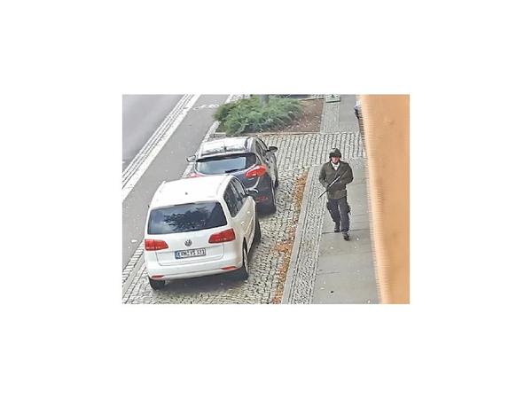 Hombre ataca una sinagoga alemana y deja dos muertos