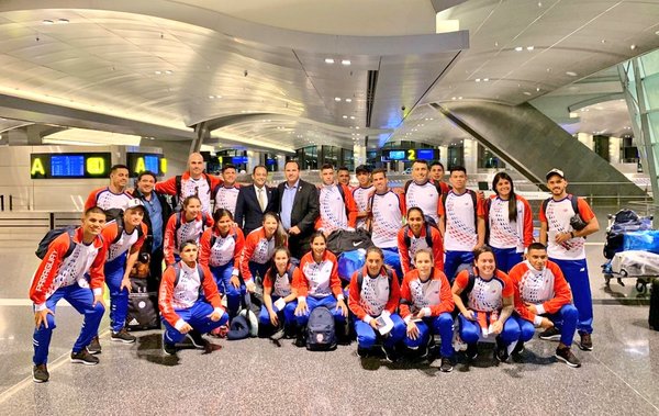 Selecciones femenina y masculina de fútbol de playa competirán en Qatar - .::RADIO NACIONAL::.