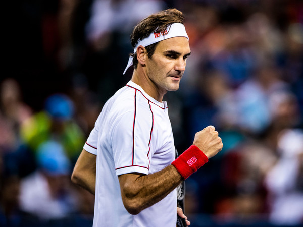 Federer pasa a cuartos del Masters 1000 de Shanghái