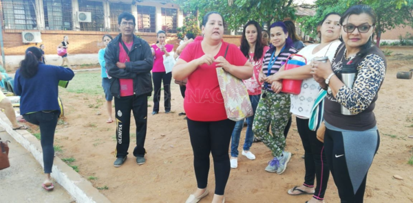 Limpio: padres toman escuela en protesta contra cooperadora escolar