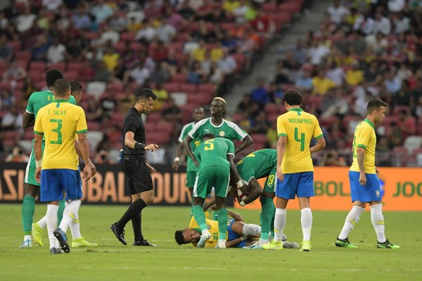 Brasil no pasa de un pálido empate con Senegal