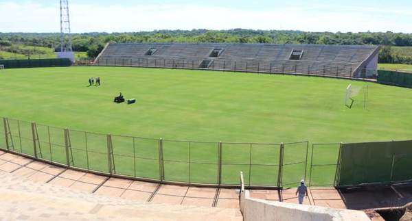 Estadio de fútbol construido por Yacyretá podrá ser sede de competencias a partir del 2020