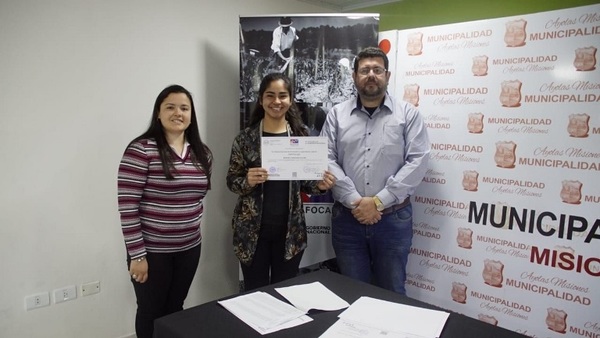Jóvenes y adultos de Ayolas se formaron en Habilidades Blandas