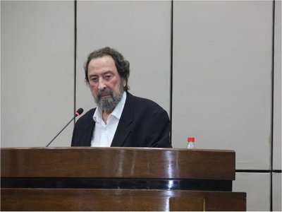 Domingo Laíno:"Antes la mafia pintaba un solo color, hoy colorea azul y grana"