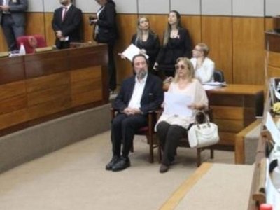 Payo Cubas le trató de ladrón a Blas Llano y amenazó con revisarlo "ahí"