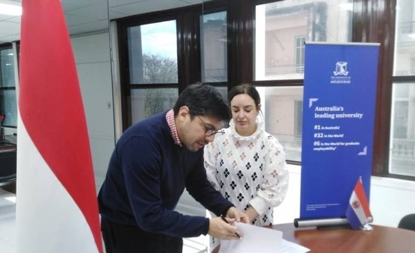 HOY / Universidad de Melbourne Australia, acuerda con Becal plan para afianzar becas