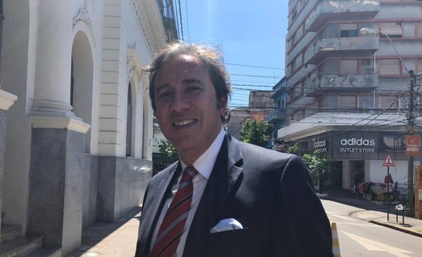 HOY / Cancillería exige explicación a embajador y este se lava las manos por abogados y ley charrúa