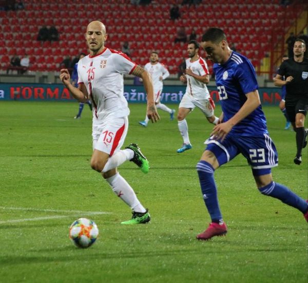 Almirón se pierde el partido contra Eslovaquia - Fútbol - ABC Color
