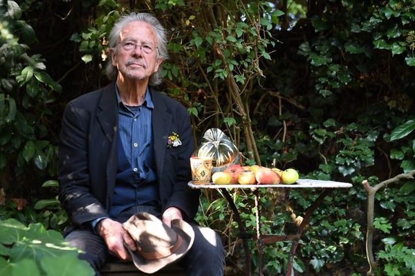 Peter Handke quita hierro a su vieja idea de “abolir el Nobel” - Cultura - ABC Color