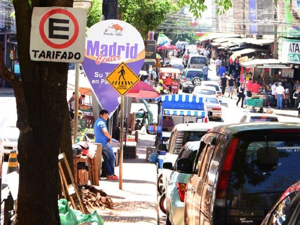 La Comuna  licitará tercerización de  estacionamiento controlado en CDE