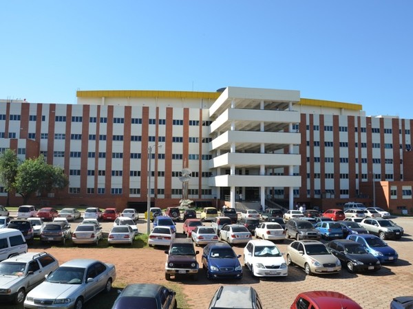 Medicina UNA elige hoy a autoridades