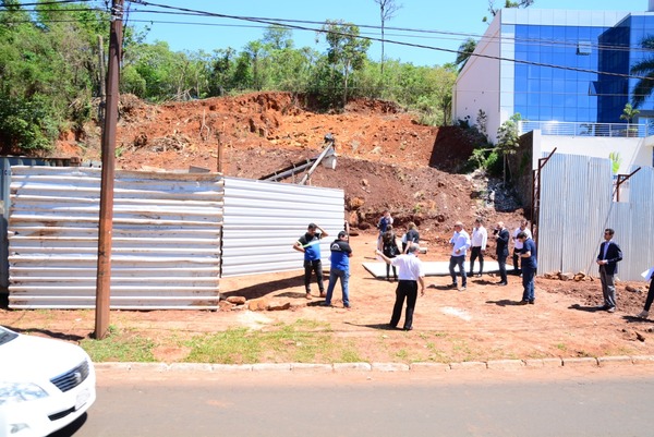 Clausuran obra por falta de documentos en Boquerón II