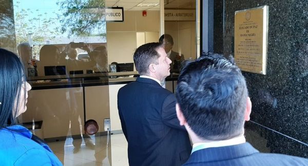 Martínez Simón en jornada de trabajo con magistrados
