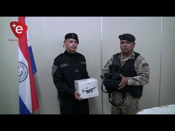 ASOC. DE INTENDENTES ENTREGÓ UN DRONE A LA POLICIA DE ITAPÚA