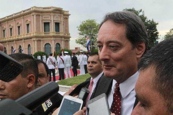 Embajador norteamericano pide a las autoridades luchar contra la corrupción