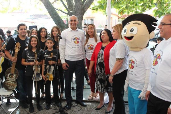 Destacan proyecto que busca prevenir embarazo infantil y adolescente