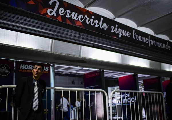 Evangélicos ganan influencia en una Argentina en crisis