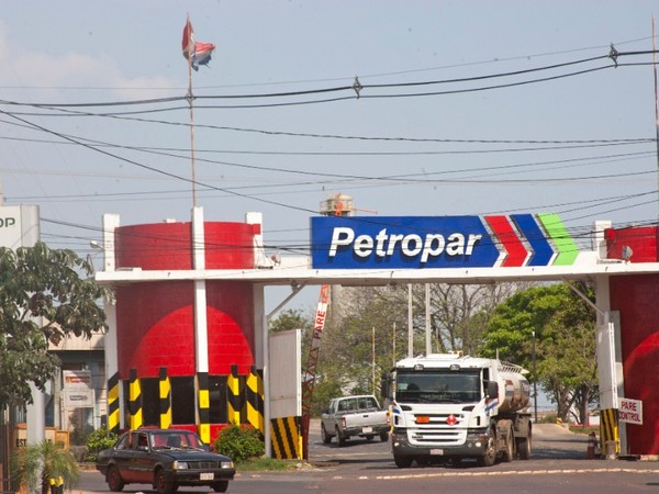 Niegan malversación de fondos en PETROPAR