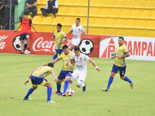 Los coleros se enfrentan para salir de la franja del descenso