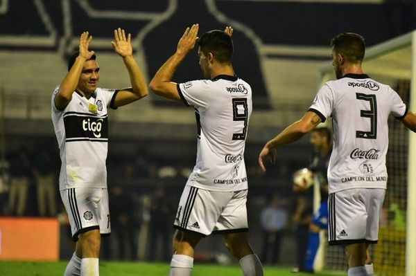 Olimpia se fortalece en la punta del torneo
