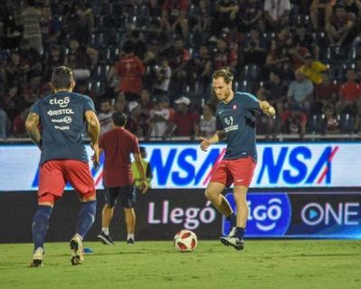 Cerro sufre la baja de Novick y Óscar Ruiz sigue en ruperación