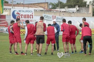 Orteman alista el onceno del rayadito ante  la reserva