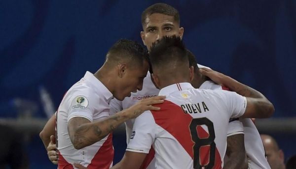 Perú enfrenta a Brasil con deseos de clasificar a octavos