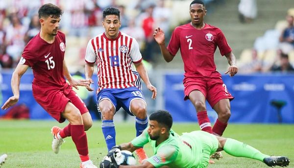 Paraguay empate contra Qatar en un pobre debut
