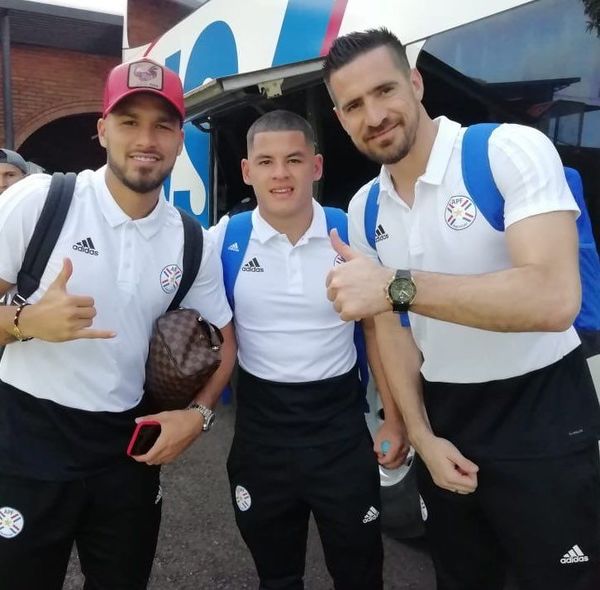 La selección nacional alista su equipo para el debut frente a Qatar