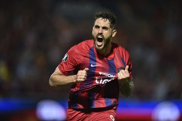 Cerro golea al Mineiro y pasa a octavos