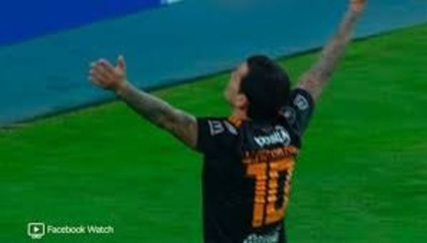 Olimpia golea en Lima y es puntero invicto