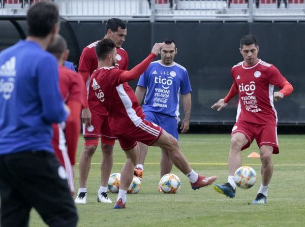 Paraguay listo para enfrentar a Mexico