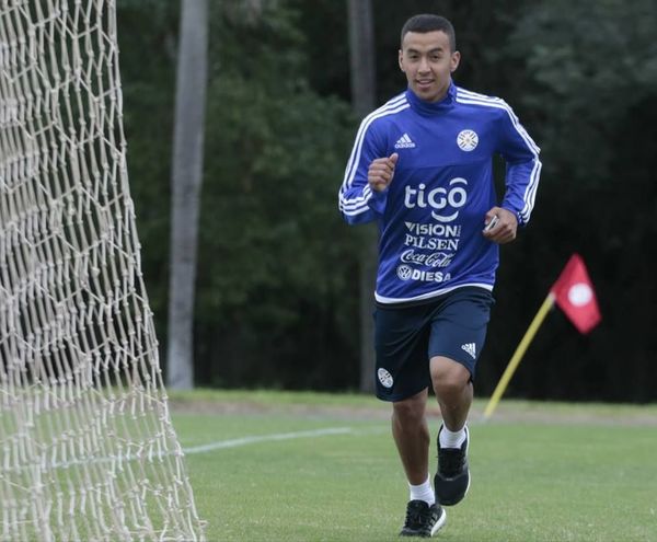 Selección nacional se prepara para el duelo contra Perú