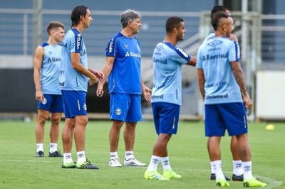 Gremio aguarda a Libertad y quiere ganar