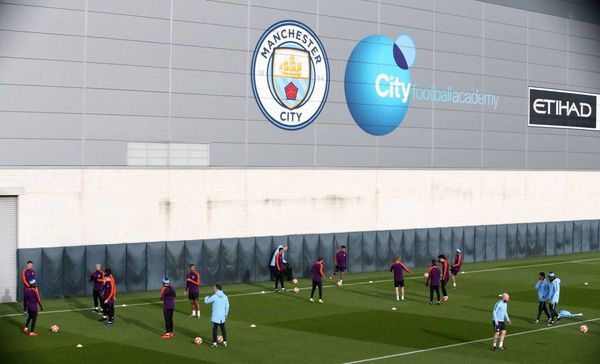 El Manchester City indemnizará a niños que fueron víctimas de abuso sexual por parte de un entrenador